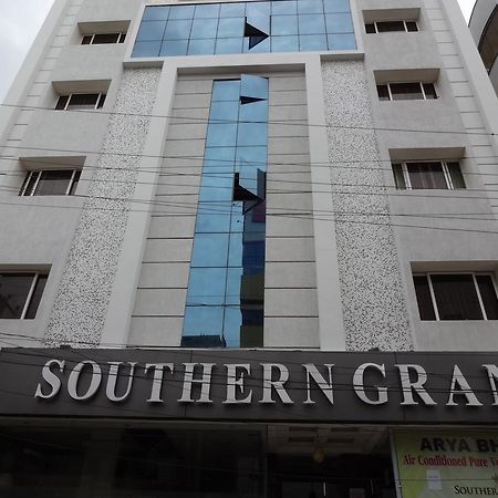 Hotel Southern Grand Виджаявада Экстерьер фото