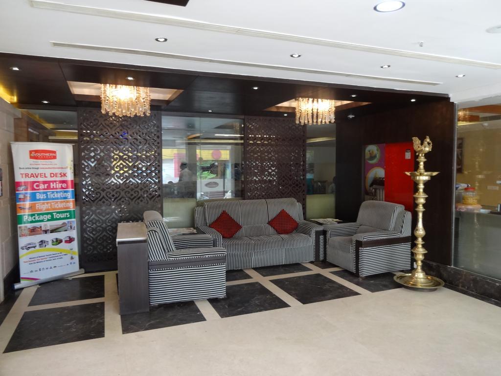Hotel Southern Grand Виджаявада Экстерьер фото