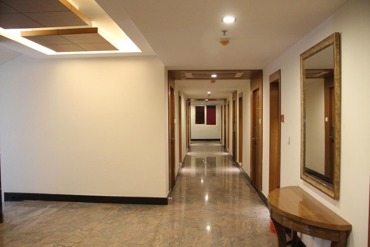 Hotel Southern Grand Виджаявада Экстерьер фото